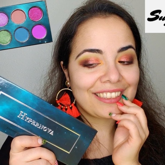 Sugar Drizzle "Hypernova" eyeshadow palette - Picture 8 of 9